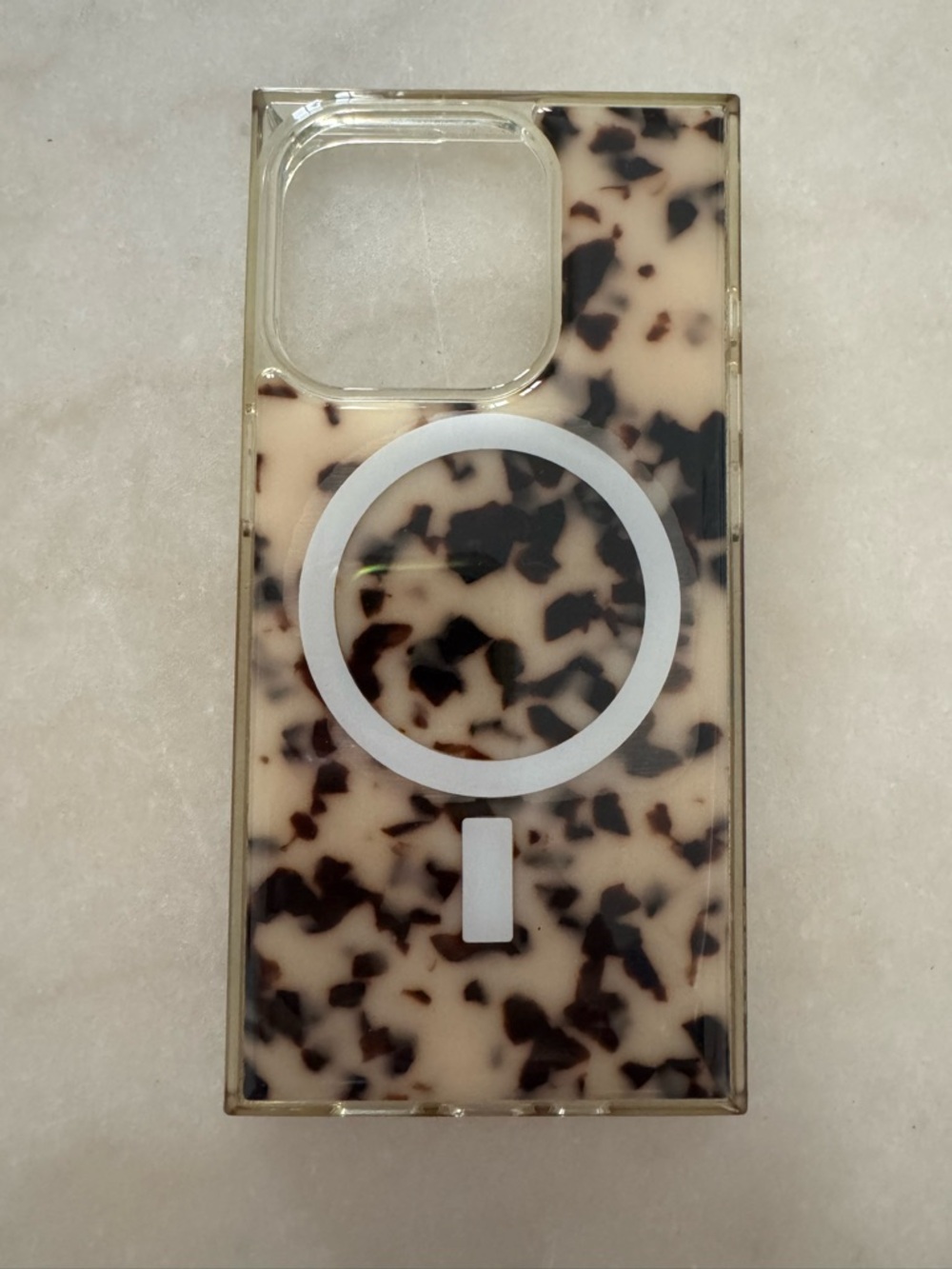 Flaunt iPhone 15 pro case MagSafe